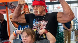 Hogan tutup usia