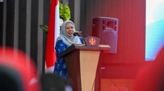 Wagub Sulteng Reny Lamadjido