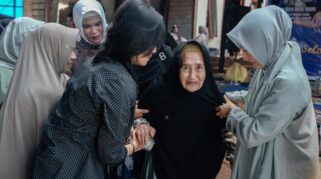 Gubernur Anwar Hafid