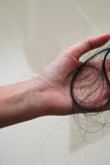 rambut rontok saat menopause