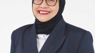 Nanik S. Deyang