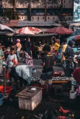 miskin itu mahal orang berpenghasilan rendah membayar lebih mahal